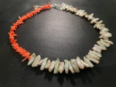 Coral pieces with pearl shard shape necklace.