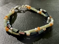 Double twist bracelet in glass bead and crystal