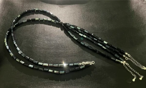Necklace in black glass bead and silver chain ends