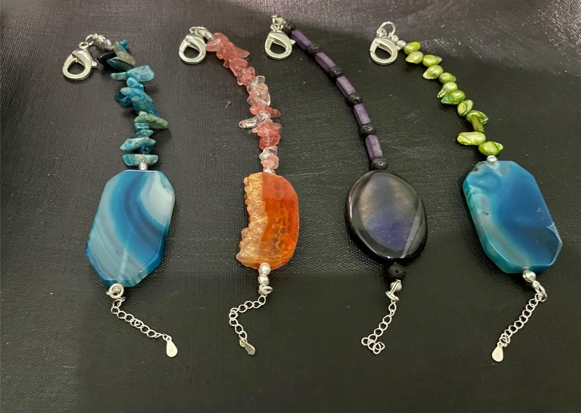 Key /bag chains in multiple colours