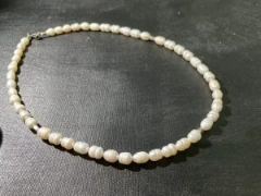 White baroque and silver bar necklace